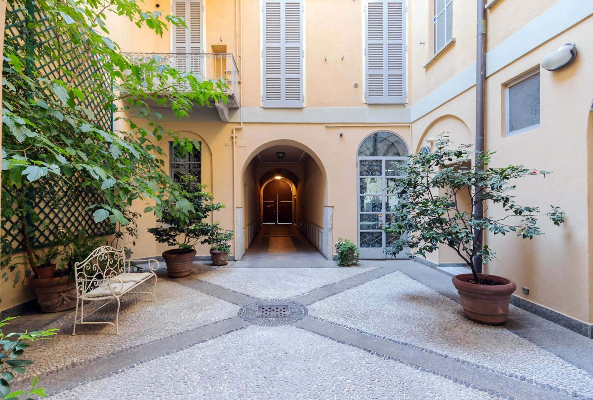 Milan Retreats Duomo Carrobbio Apartment Exterior photo
